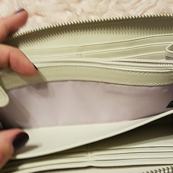 Coach Wallet - Picture 5 of 8